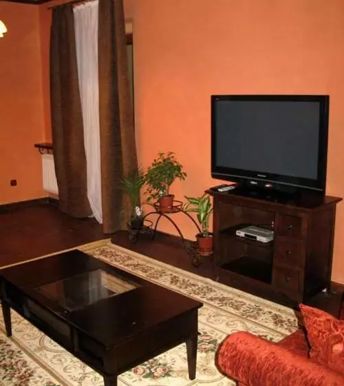 Majatalo Gnizdo Golubky