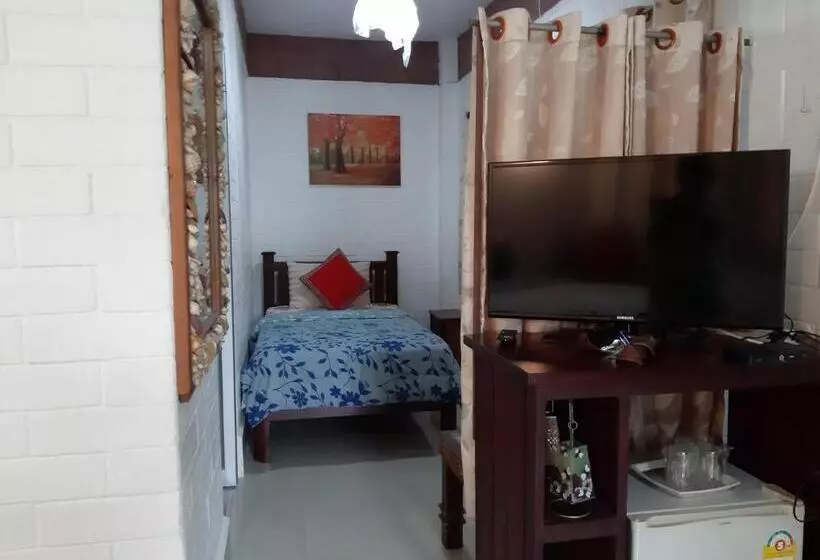 Hotelli Banthorphan Resort