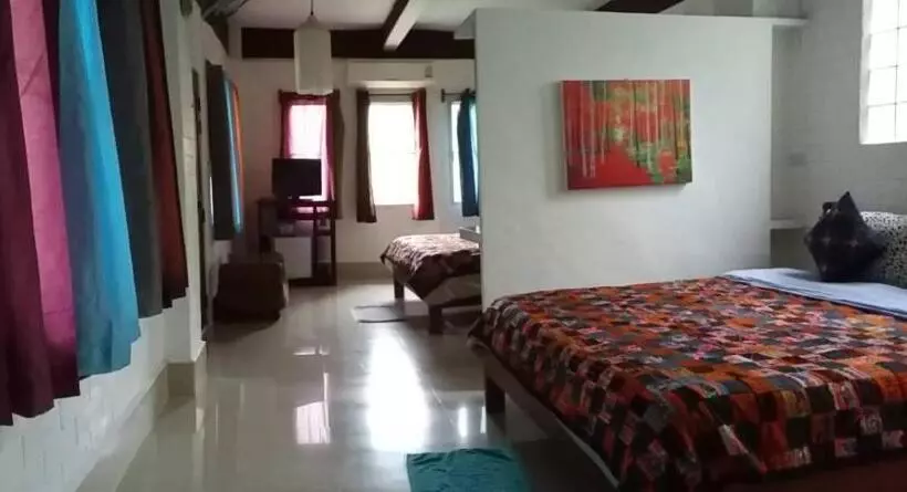 Hotelli Banthorphan Resort