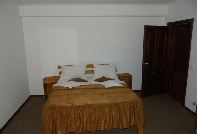 ペンション Belvedere