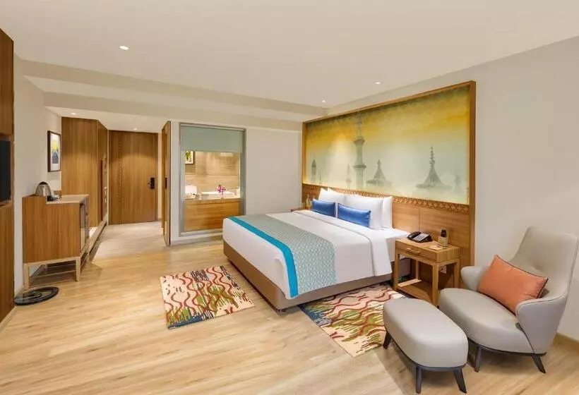 Hotelli Bellevue Sarovar Premiere Junagadh