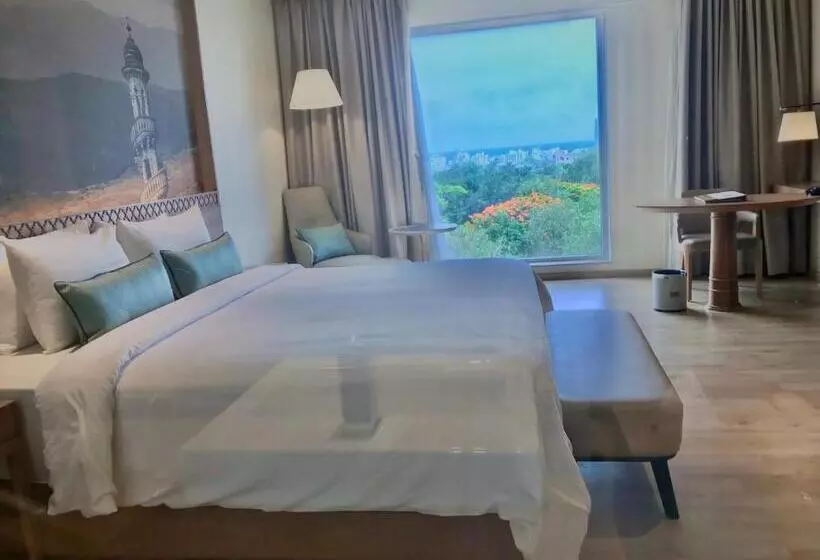 Hotelli Bellevue Sarovar Premiere Junagadh