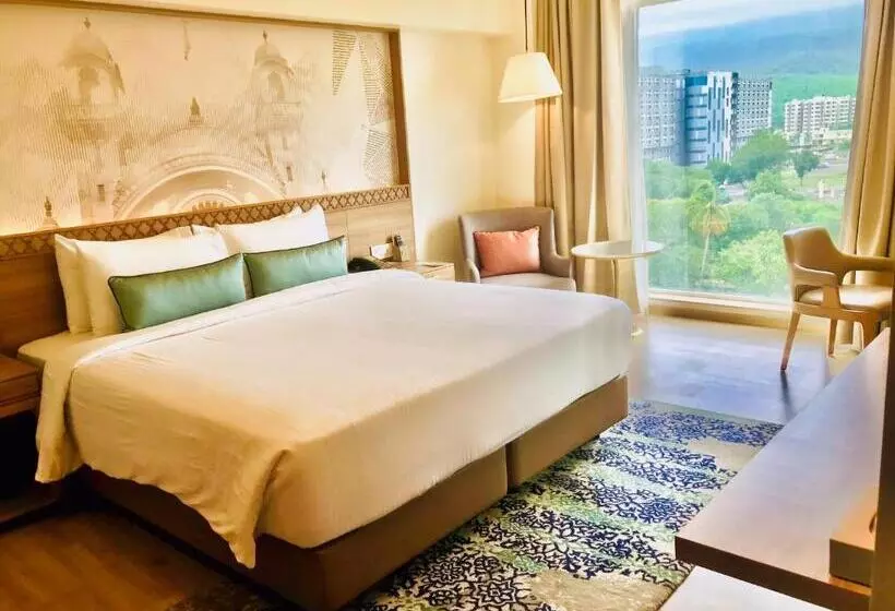 Hotelli Bellevue Sarovar Premiere Junagadh