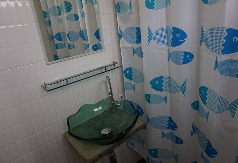 Hotel Thatphanom Place