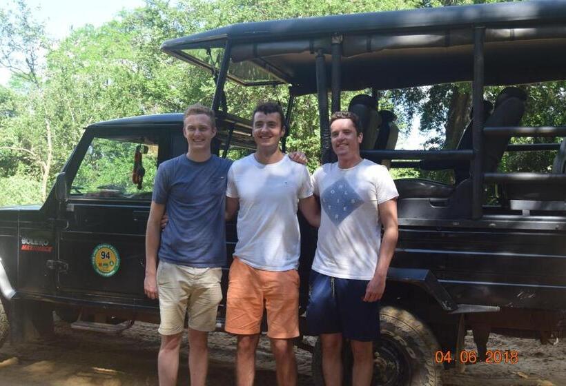 Hotel Yala New Nehansa Resort