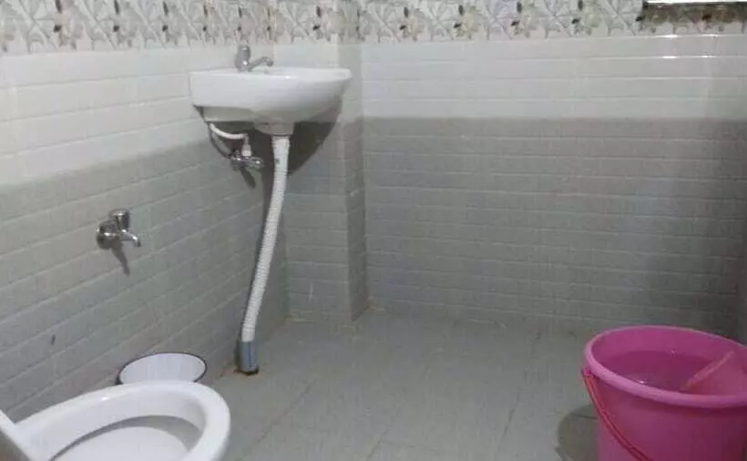 Iroomz Hotel Sundar