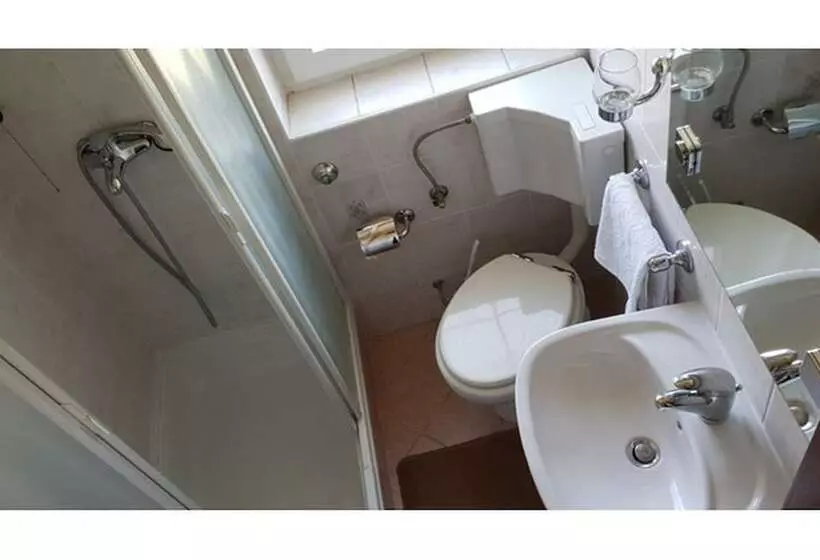 ペンション Apartments And Rooms Pende