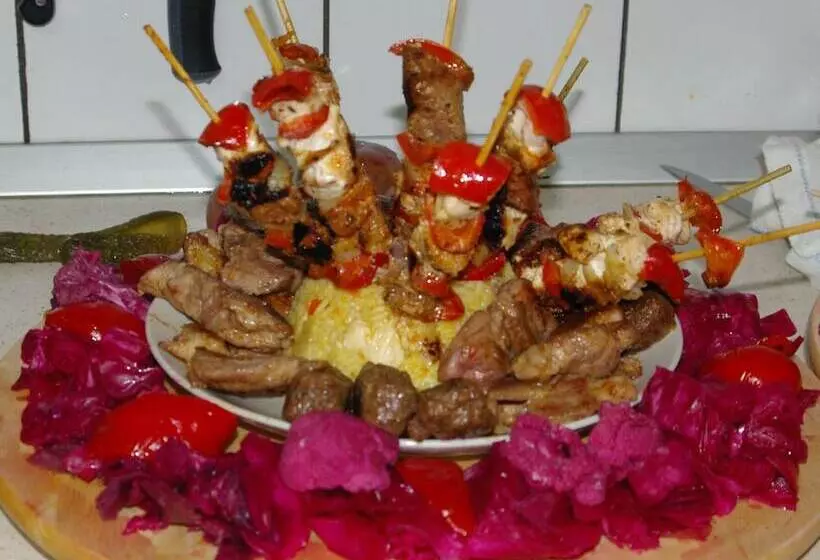 Majatalo Conacul Bunicilor