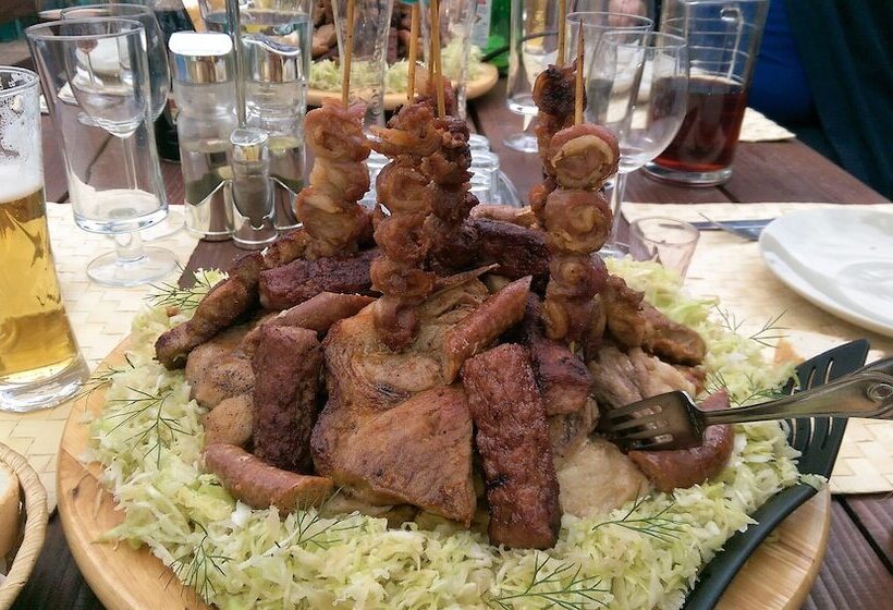 ペンション Conacul Bunicilor