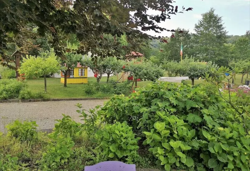 Residenssi Borgo Caiano Country Inn