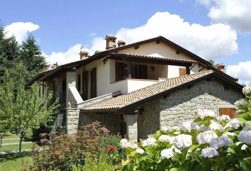 Residenssi Borgo Caiano Country Inn