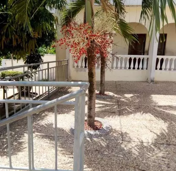 Lomakeskus Jackson Guesthouse Anomabo