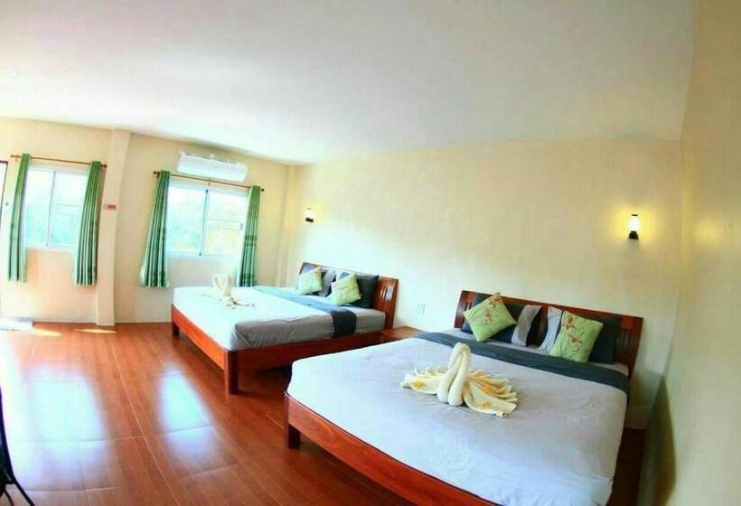 Отель Sangkla Resort