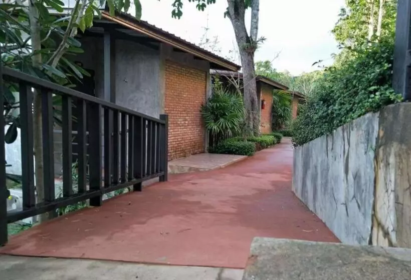 Hotelli Sangkla Resort