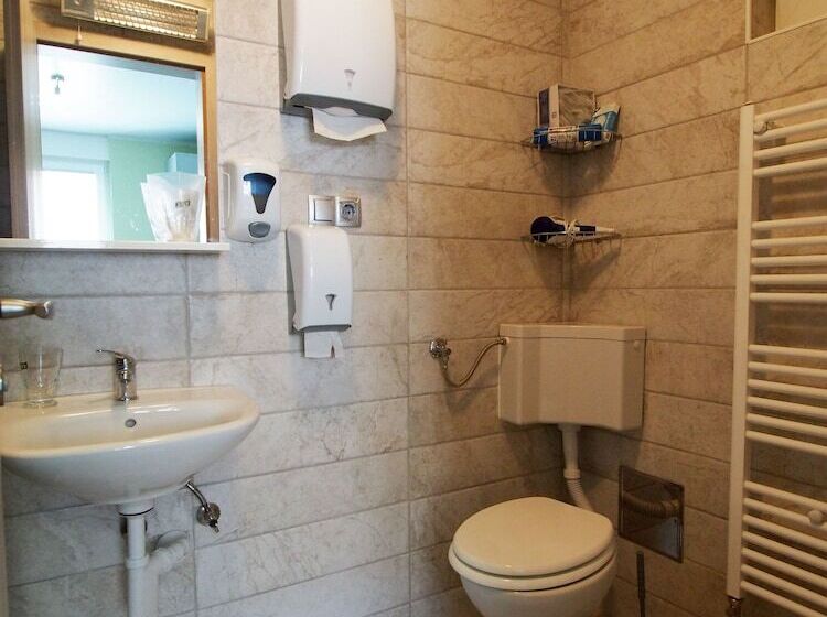 پانسیون Apartments And Rooms Pavek