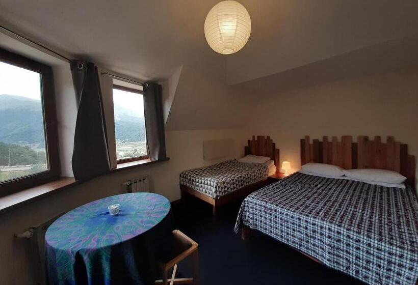 פנסיון Lermont Guest House