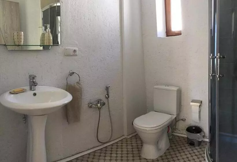 ペンション Lermont Guest House