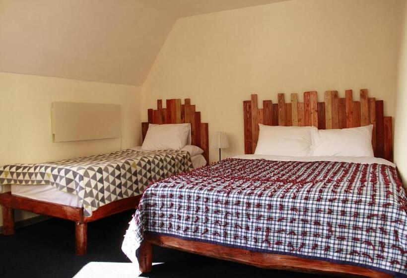 פנסיון Lermont Guest House