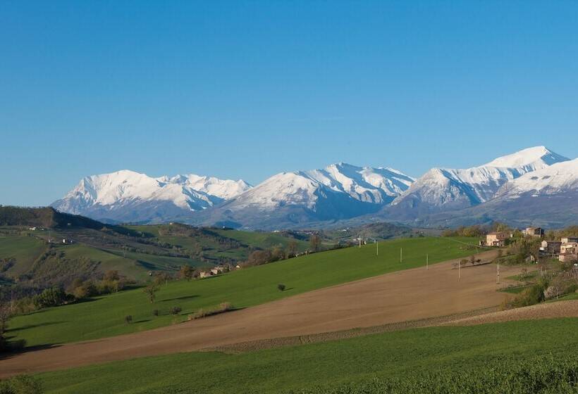 منتجع Borgo Pilotti Hotel & Restaurant