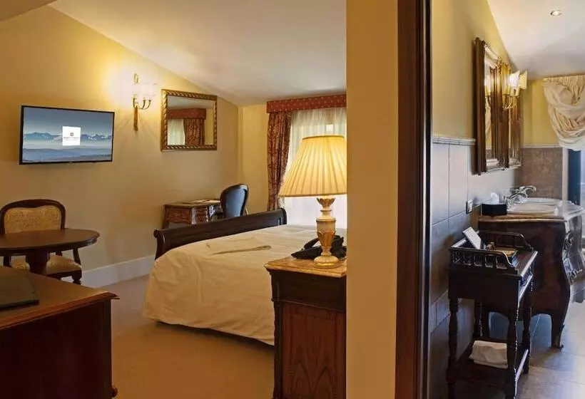 Lomakeskus Borgo Pilotti Hotel & Restaurant