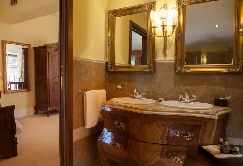 Lomakeskus Borgo Pilotti Hotel & Restaurant