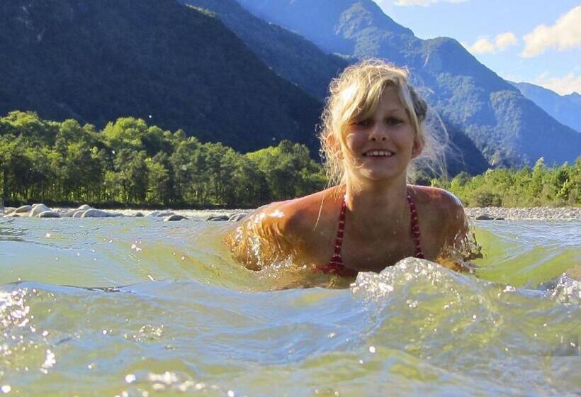 호스텔 Baracca Backpacker