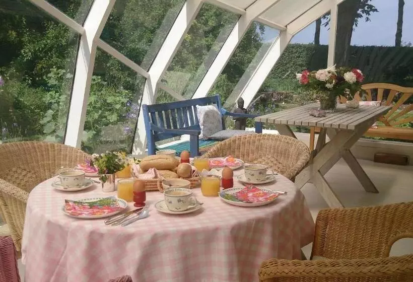 Retkeilymaja Rustherberg