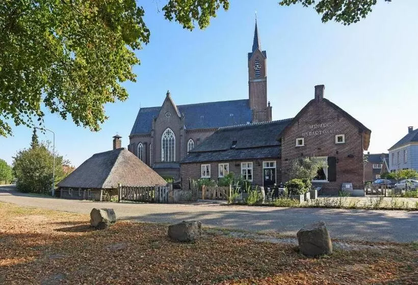 ベッドアンドブレックファースト Het Hart Van Alem