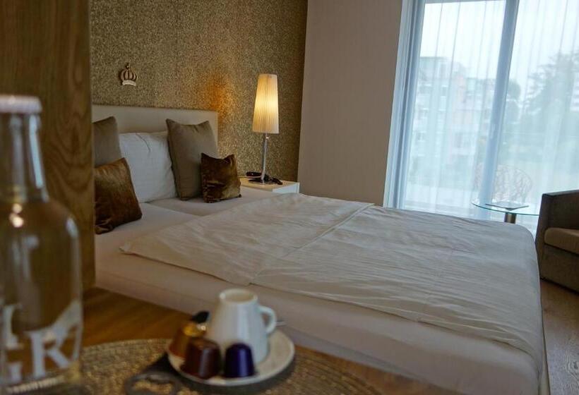 בית מלון כפרי Ava