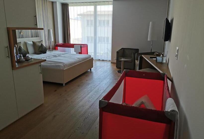 בית מלון כפרי Ava