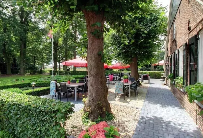 Hotelli Boerderij Restaurant De Gloepe