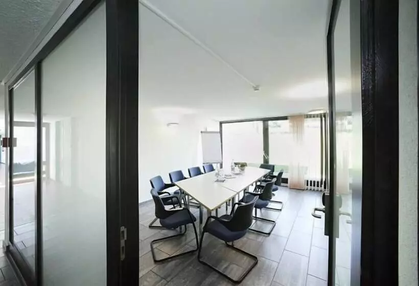 ホテル Centre De Sornetan