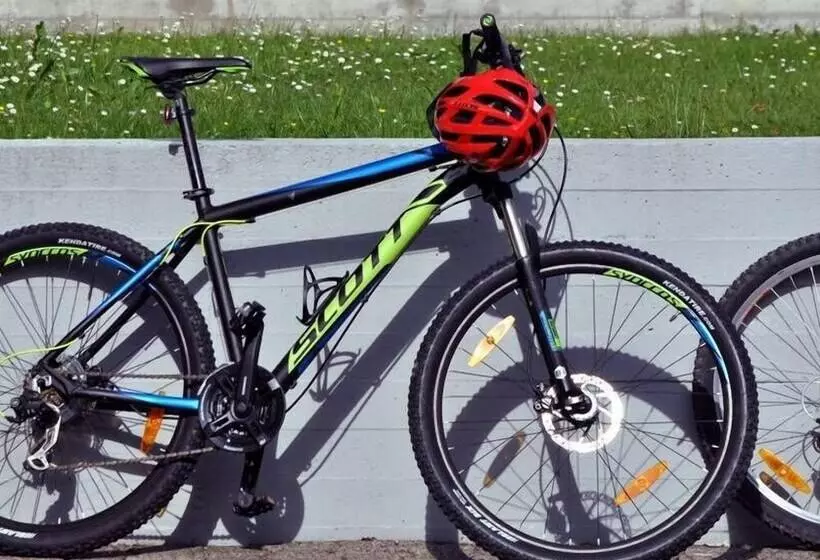 ホテル Centre De Sornetan