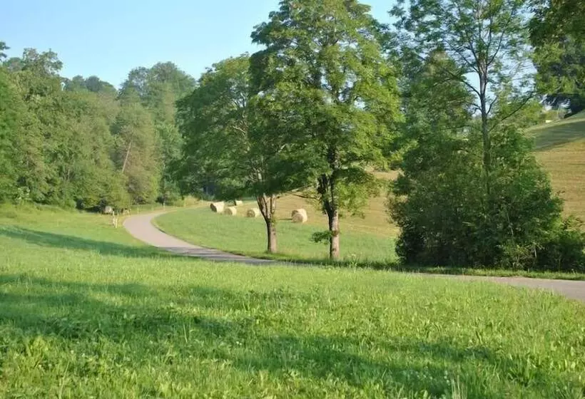 ホテル Centre De Sornetan