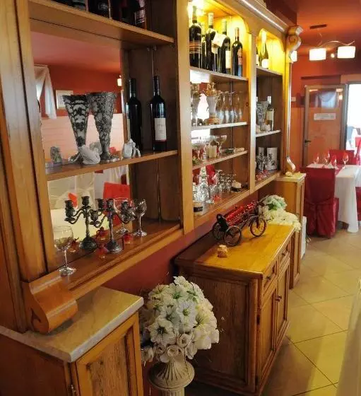 Hotelli Complex Racic