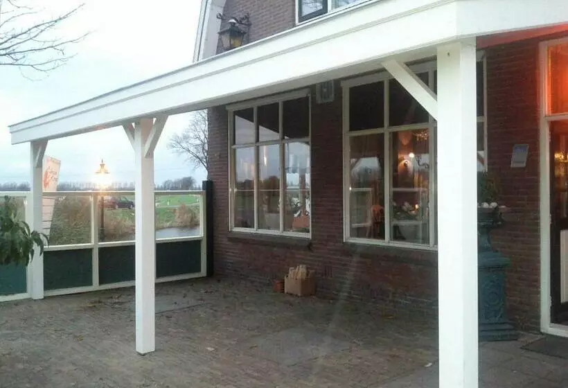 Hotelli De Gouden Karper