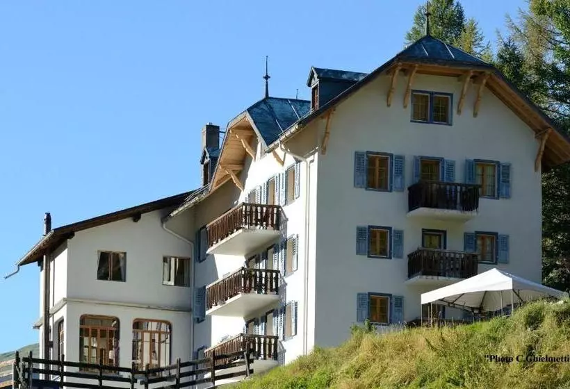 ホテル De La Sage