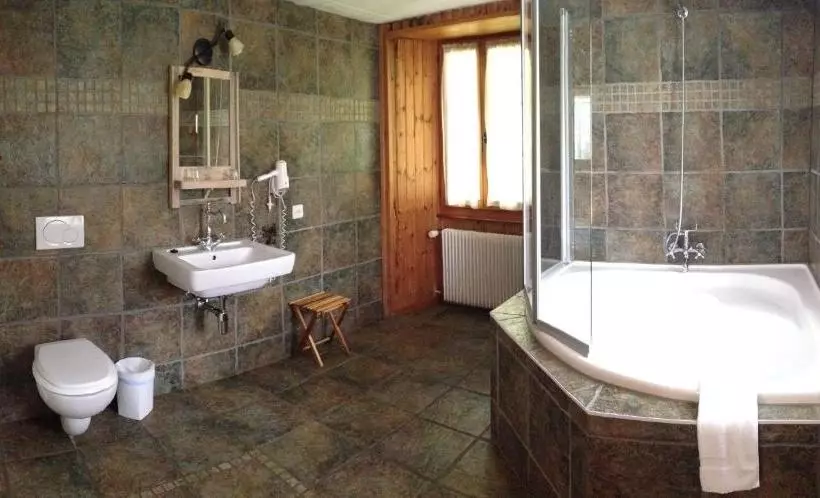 ホテル De La Sage