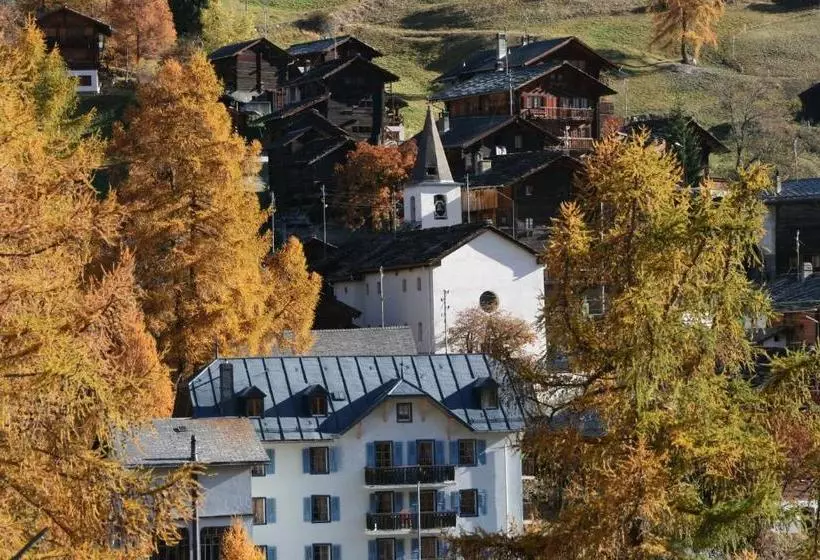 ホテル De La Sage