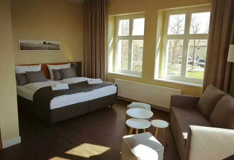 Hotelli Gut Gnewikow