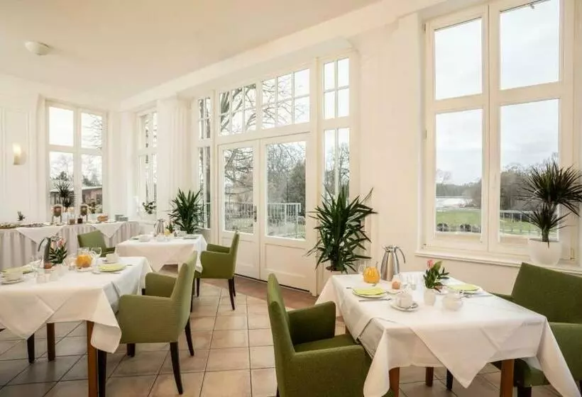 Hotelli Gut Gnewikow