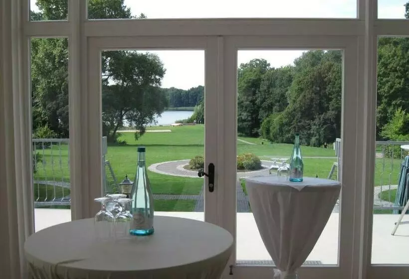 Hotelli Gut Gnewikow