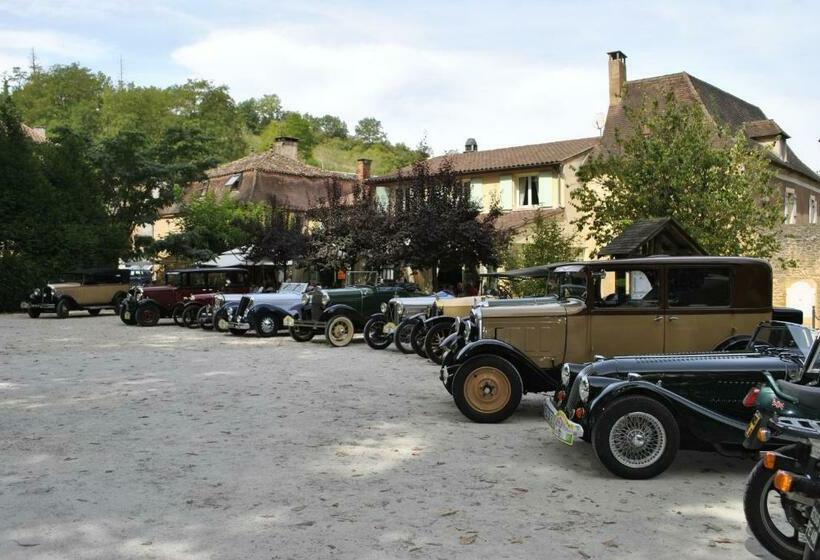 Отель Hôtel Auberge De La Nauze