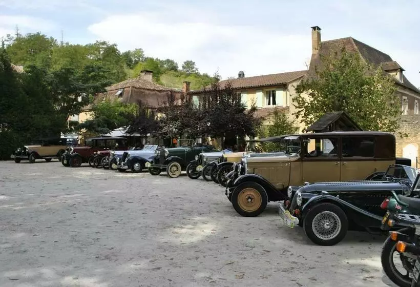 Hotelli Hôtel Auberge De La Nauze