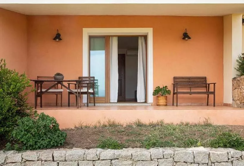 هتل Locanda Rurale Lu Salconi