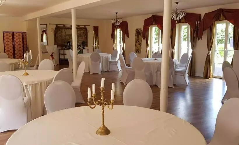 Hotelli Schloss Frauenmark