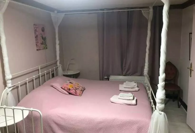 ペンション Les Lumerettes   Dohan