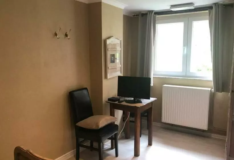 ペンション Les Lumerettes   Dohan