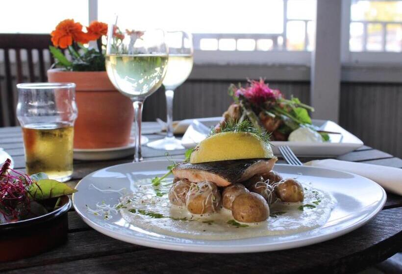 פנסיון Valleviken Hotell