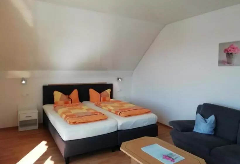 Pension Schmitt